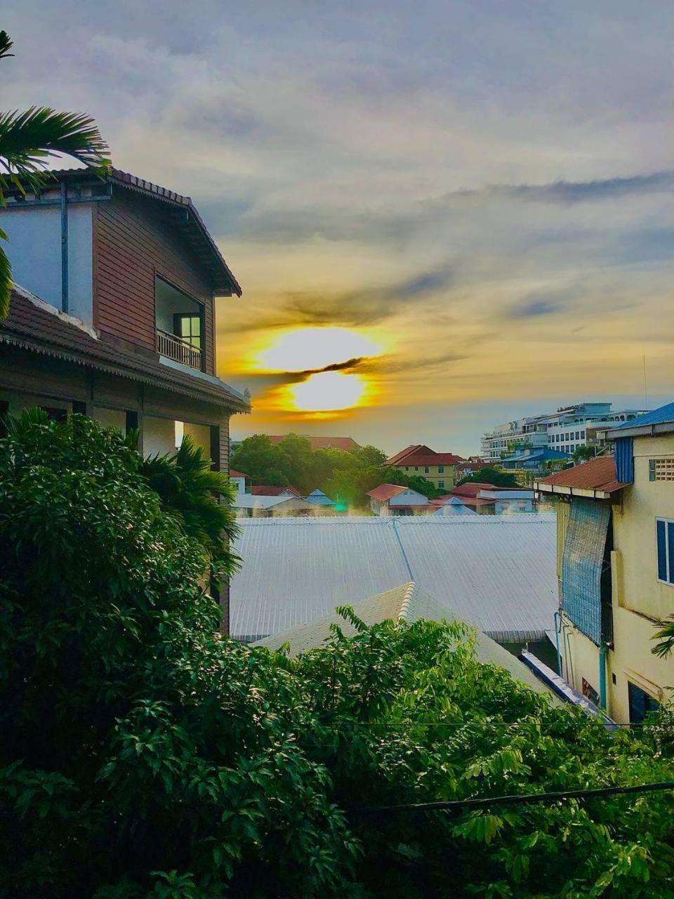 Golden Papaya Guesthouse 시엠리아프 외부 사진
